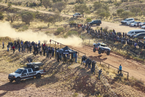 racing-and-win-australias-tatts-finke-desert-race-with-toby-price-2022-06-13_11-39-18_473530