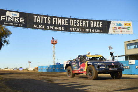 racing-and-win-australias-tatts-finke-desert-race-with-toby-price-2022-06-13_11-40-25_676579