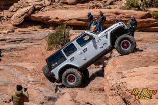 Trail Review Presented By Fabtech Motorsports: Metal Masher