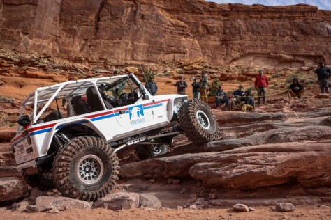 authentic-usps-right-hand-drive-jeep-fully-built-to-haul-the-mail-2022-07-12_10-56-01_779170