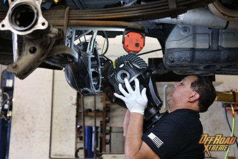eaton-elocker-installation-on-an-off-road-ready-tundra-2022-07-21_15-52-49_612757