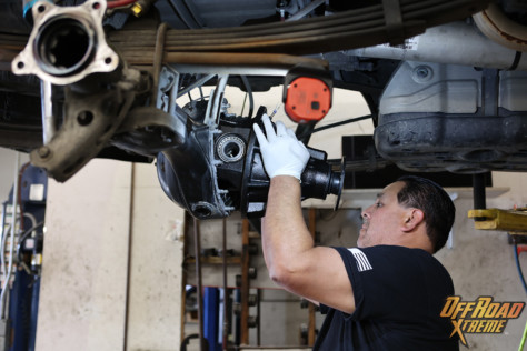 eaton-elocker-installation-on-an-off-road-ready-tundra-2022-07-21_15-52-52_335941