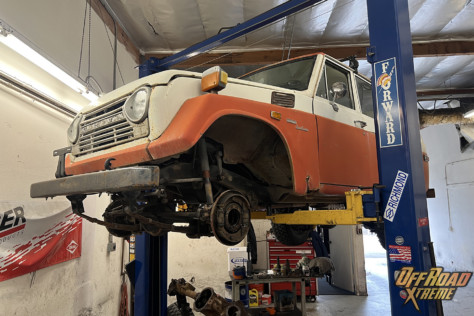 eaton-elocker-installation-on-an-off-road-ready-tundra-2022-07-21_16-00-09_374475