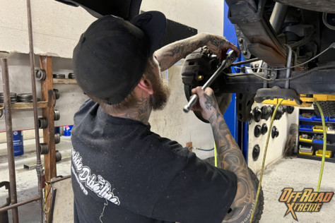 eaton-elocker-installation-on-an-off-road-ready-tundra-2022-07-21_16-00-30_505477
