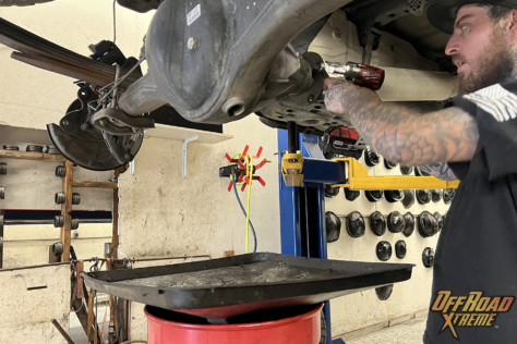 eaton-elocker-installation-on-an-off-road-ready-tundra-2022-07-21_16-00-36_861786