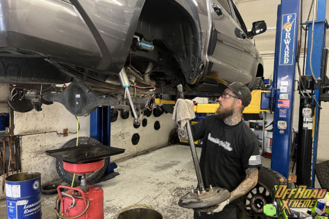eaton-elocker-installation-on-an-off-road-ready-tundra-2022-07-21_16-01-10_667961