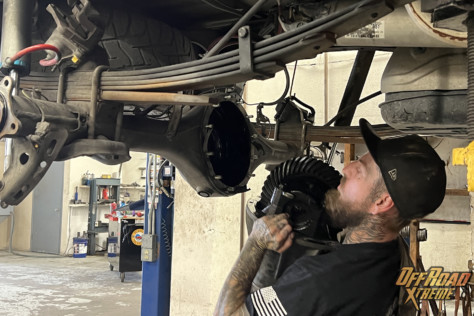 eaton-elocker-installation-on-an-off-road-ready-tundra-2022-07-21_16-01-28_713132