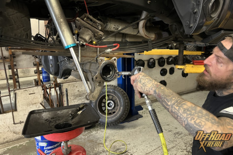 eaton-elocker-installation-on-an-off-road-ready-tundra-2022-07-21_16-02-18_632185
