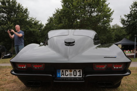 german-c2-corvette-hotrod-raises-the-bar-2022-07-20_03-36-02_020642
