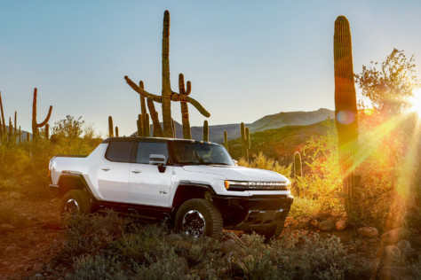 is-the-hummer-ev-off-road-technology-a-glimpse-into-the-future-2022-07-06_12-19-00_565342