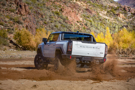 is-the-hummer-ev-off-road-technology-a-glimpse-into-the-future-2022-07-06_12-19-22_280681