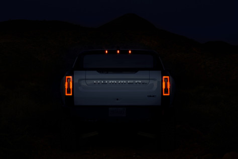 is-the-hummer-ev-off-road-technology-a-glimpse-into-the-future-2022-07-06_12-19-48_302107