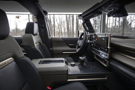 is-the-hummer-ev-off-road-technology-a-glimpse-into-the-future-2022-07-06_12-20-29_968876