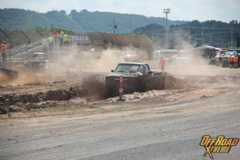 off-road-overload-at-the-bloomsburg-4-wheel-jamboree-2022-07-15_09-53-54_000003