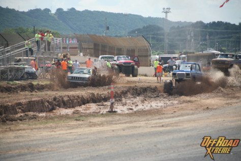 off-road-overload-at-the-bloomsburg-4-wheel-jamboree-2022-07-15_09-54-19_604798