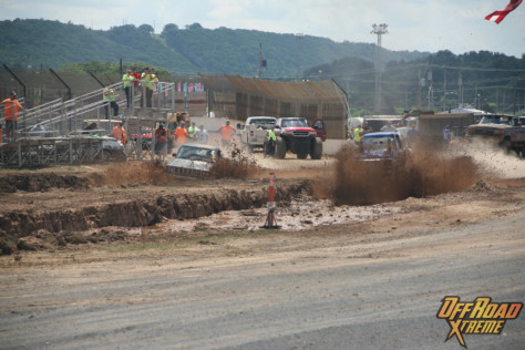 off-road-overload-at-the-bloomsburg-4-wheel-jamboree-2022-07-15_09-54-25_357992