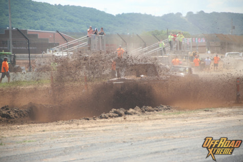 off-road-overload-at-the-bloomsburg-4-wheel-jamboree-2022-07-15_09-54-36_616031