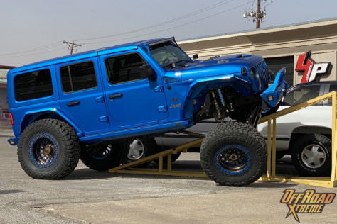 vehicle-spotlight-dawsons-4-wheel-performance-big-blue-jlu-392-2022-07-07_19-24-30_267871