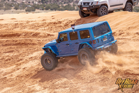 vehicle-spotlight-dawsons-4-wheel-performance-big-blue-jlu-392-2022-07-07_19-28-32_619679