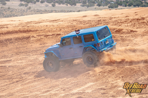 vehicle-spotlight-dawsons-4-wheel-performance-big-blue-jlu-392-2022-07-07_19-28-50_638755