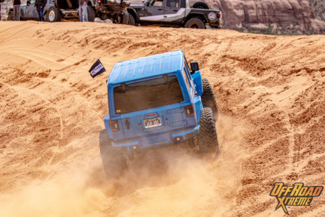 vehicle-spotlight-dawsons-4-wheel-performance-big-blue-jlu-392-2022-07-07_19-29-16_692396