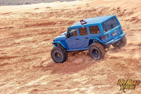 vehicle-spotlight-dawsons-4-wheel-performance-big-blue-jlu-392-2022-07-07_19-29-42_938483