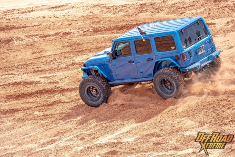 vehicle-spotlight-dawsons-4-wheel-performance-big-blue-jlu-392-2022-07-07_19-29-51_644392