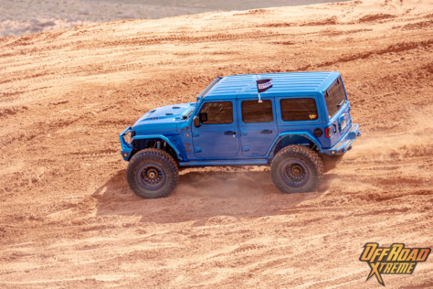 vehicle-spotlight-dawsons-4-wheel-performance-big-blue-jlu-392-2022-07-07_19-30-00_223184