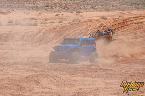 vehicle-spotlight-dawsons-4-wheel-performance-big-blue-jlu-392-2022-07-07_19-30-44_057222