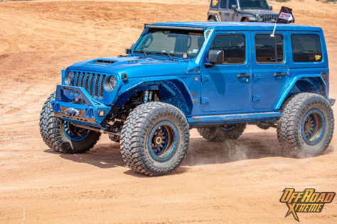 vehicle-spotlight-dawsons-4-wheel-performance-big-blue-jlu-392-2022-07-07_19-31-19_554232