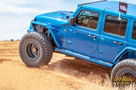 vehicle-spotlight-dawsons-4-wheel-performance-big-blue-jlu-392-2022-07-07_19-31-27_889445