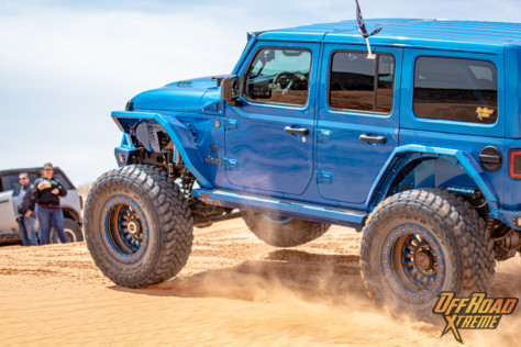 vehicle-spotlight-dawsons-4-wheel-performance-big-blue-jlu-392-2022-07-07_19-31-37_147051