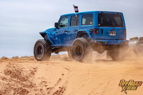 vehicle-spotlight-dawsons-4-wheel-performance-big-blue-jlu-392-2022-07-07_19-31-54_870929