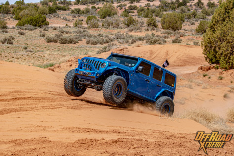 vehicle-spotlight-dawsons-4-wheel-performance-big-blue-jlu-392-2022-07-07_19-32-03_387179