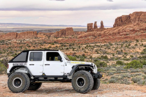 3-apex-design-off-road-products-that-are-changing-the-4x4-game-2023-01-06_12-53-32_002538