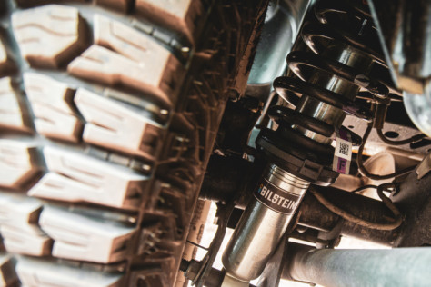 a-glimpse-inside-the-bilstein-b8-zonecontrol-8112-shock-absorber-2022-09-01_11-38-47_286866