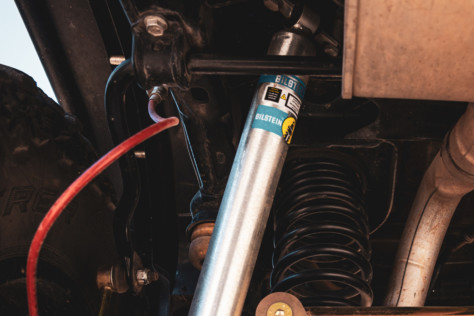 a-glimpse-inside-the-bilstein-b8-zonecontrol-8112-shock-absorber-2022-09-01_11-39-07_301290