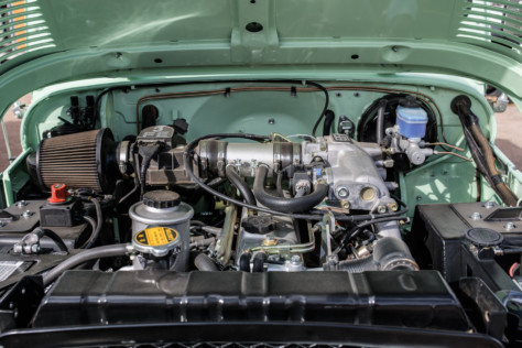 a-glimpse-inside-the-bilstein-b8-zonecontrol-8112-shock-absorber-2022-09-01_11-39-24_231088