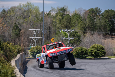 cleetus-mcfarland-and-bristol-1000-features-stadium-super-trucks-2022-08-30_19-14-19_970488