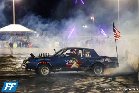 cleetus-mcfarland-and-bristol-1000-features-stadium-super-trucks-2022-08-30_19-15-27_734495