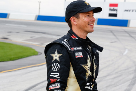 cleetus-mcfarland-and-bristol-1000-features-stadium-super-trucks-2022-08-30_19-46-05_884931