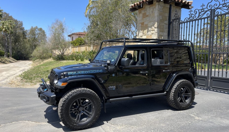 Garvin Racks Adventure Rack Covers One Touch Power Top For JL 4-Door