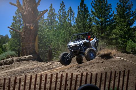 rj-anderson-rips-a-polaris-turbo-r-at-mammoth-motocross-track-2022-08-02_12-04-59_758951