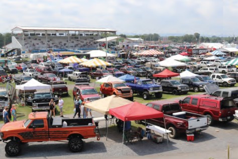 the-2022-carlisle-truck-nationals-was-a-weekend-to-remember-2022-08-10_13-42-39_039352