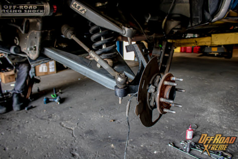 a-little-maxtrac-spindle-lift-leads-to-off-road-performance-upgrades-2022-09-27_12-57-38_131938