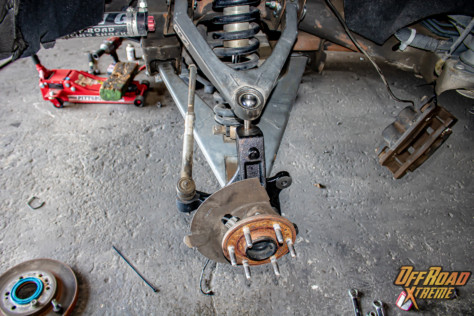 a-little-maxtrac-spindle-lift-leads-to-off-road-performance-upgrades-2022-09-27_12-57-40_894112