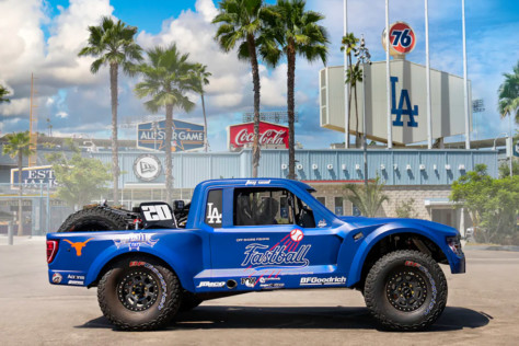 la-dodgers-bobby-patton-of-fastball-racing-swings-jimco-trophy-truck-2022-09-07_12-12-22_254013
