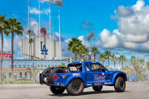 la-dodgers-bobby-patton-of-fastball-racing-swings-jimco-trophy-truck-2022-09-07_12-12-25_035603