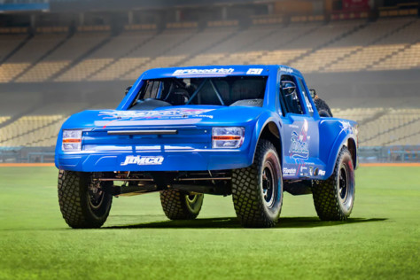 la-dodgers-bobby-patton-of-fastball-racing-swings-jimco-trophy-truck-2022-09-07_12-12-35_330416