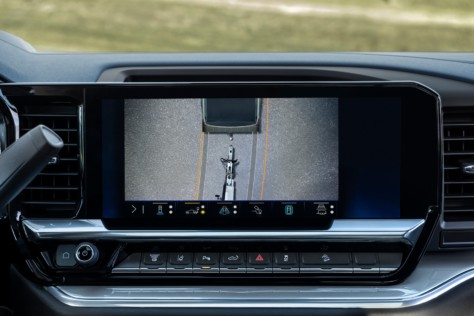 oe-spotlight-the-2024-silverado-hd-gets-a-host-of-updates-2022-09-27_06-48-41_948048